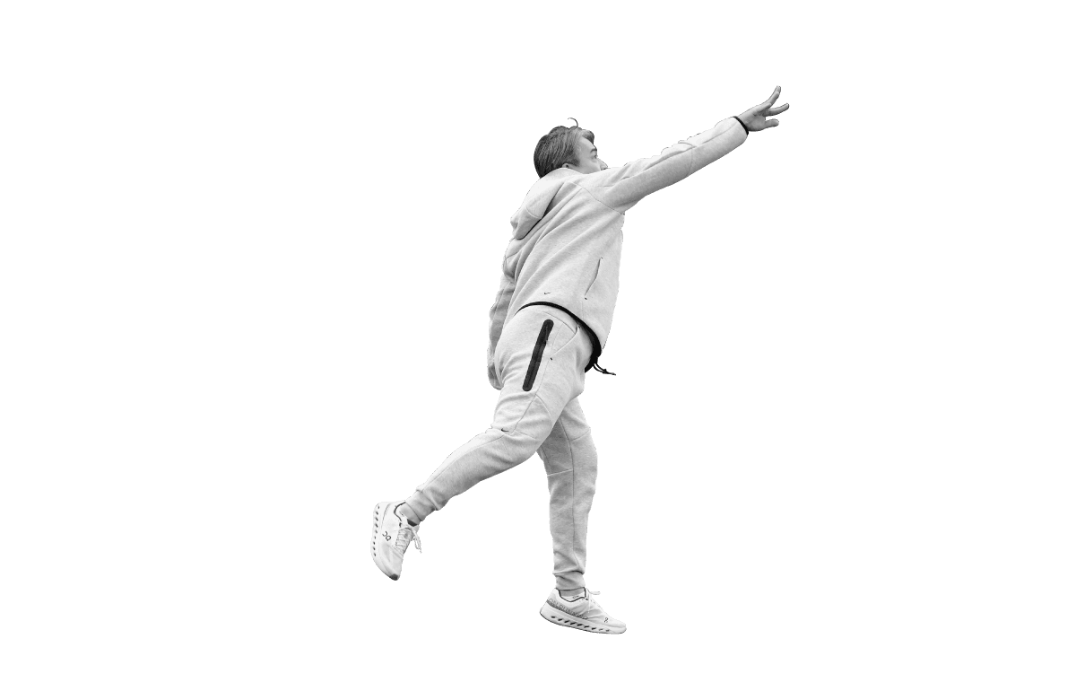 下半身→上半身→指先までの連動がないまま、手を前に出す手投げになっている