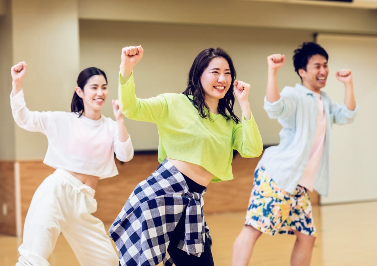 ジムでダンスをしている様子