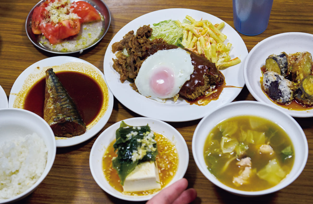 今晩の1人前のメニューの全体像。