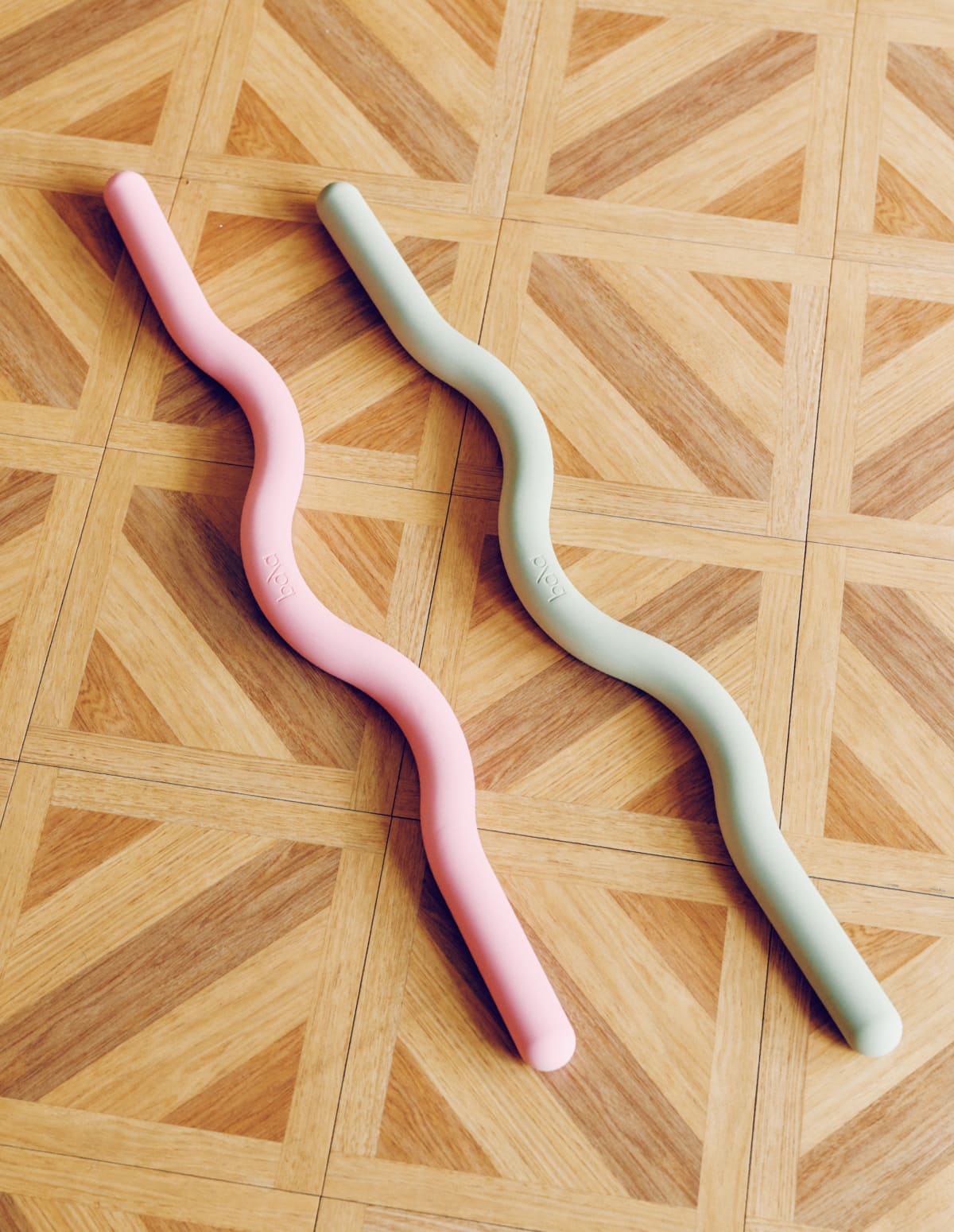 〈Bala Let's Balacize〉バングルス、ビーム、ザパワーリング