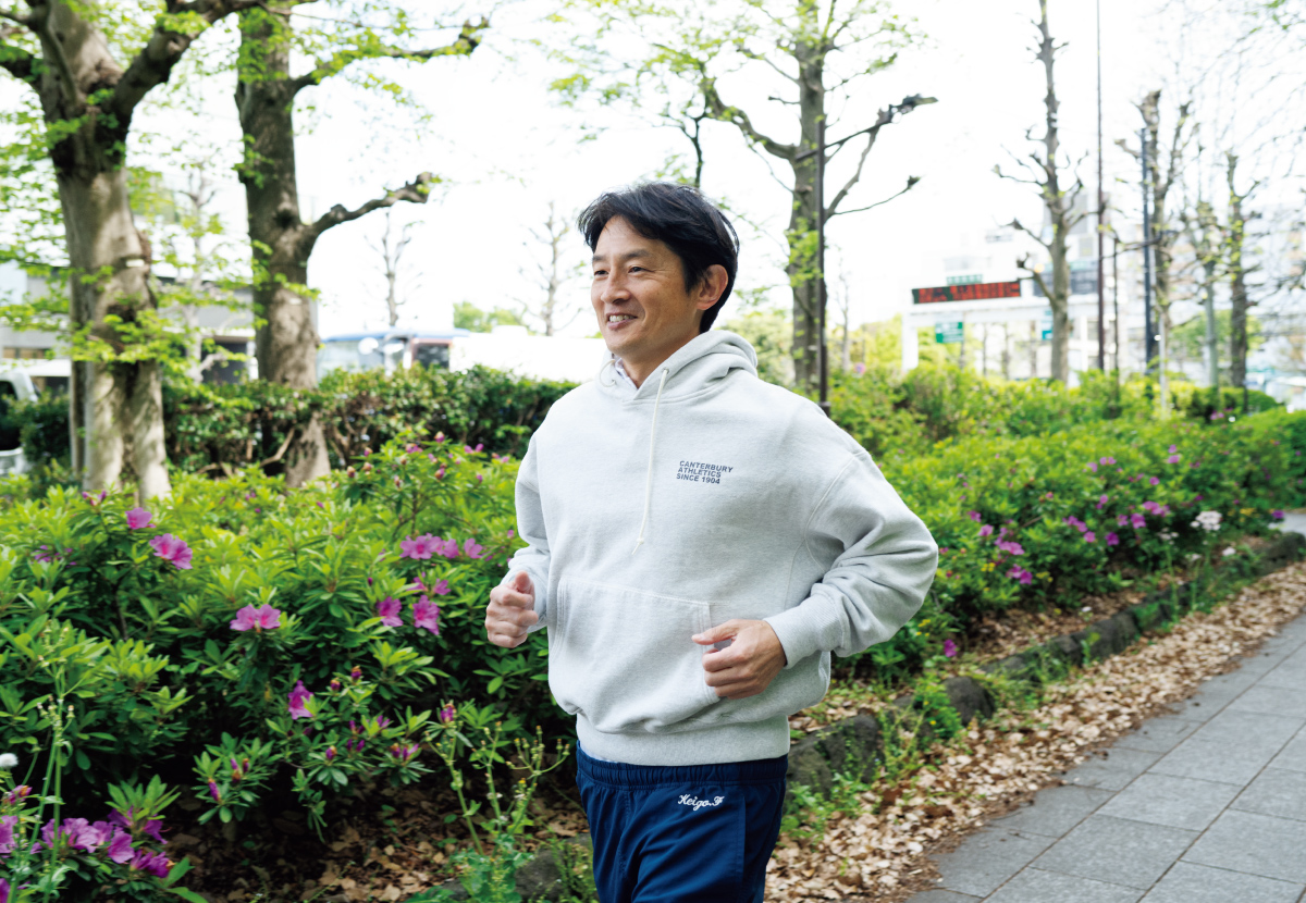 歯科医・福田俊裕さんがランニングしている様子