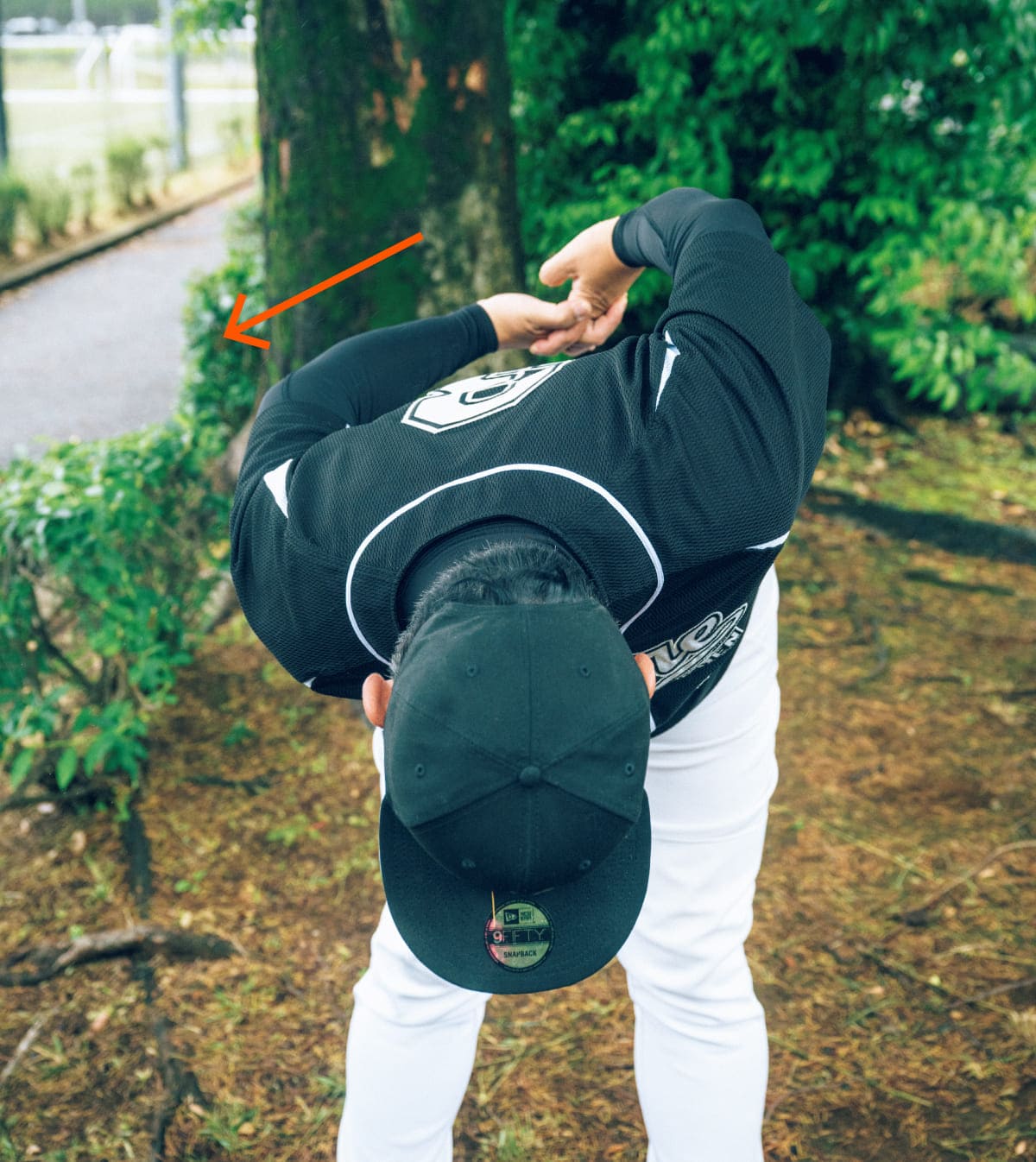 背骨の正しい動きを引き出し、しなやかに連動する肩甲骨にするストレッチ