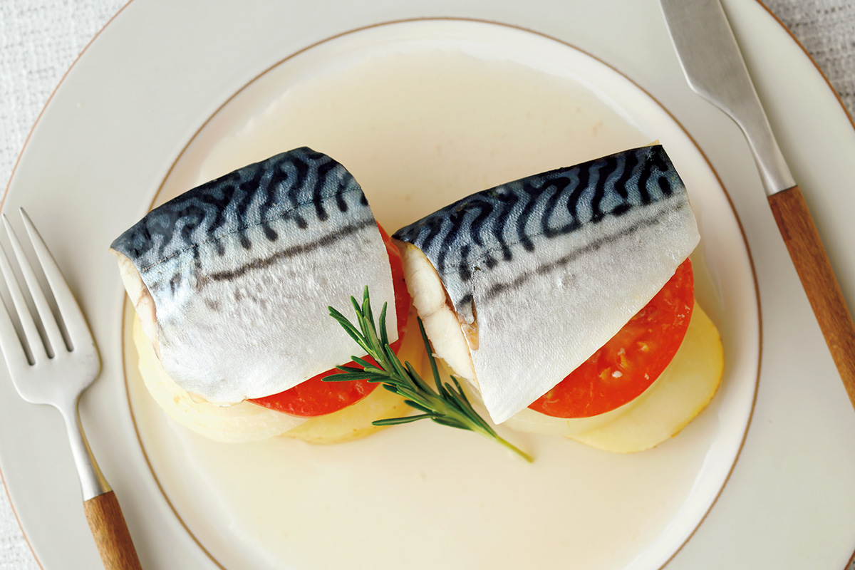 サバのハーブ白ワイン蒸し