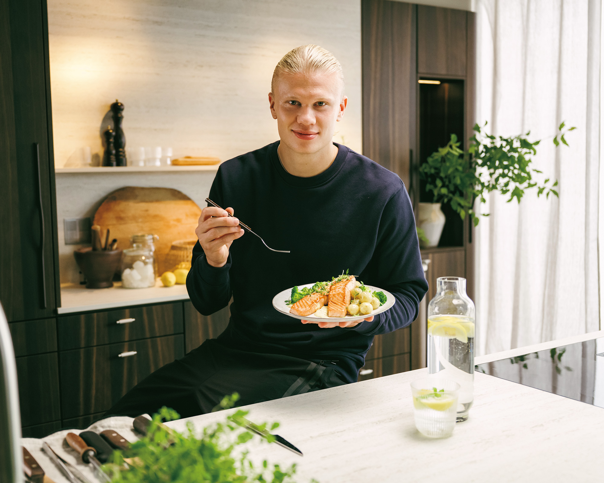 [PR]サッカー選手・ハーランドも注目する、ノルウェーサーモン＆サバの“最強アスリート食”。
