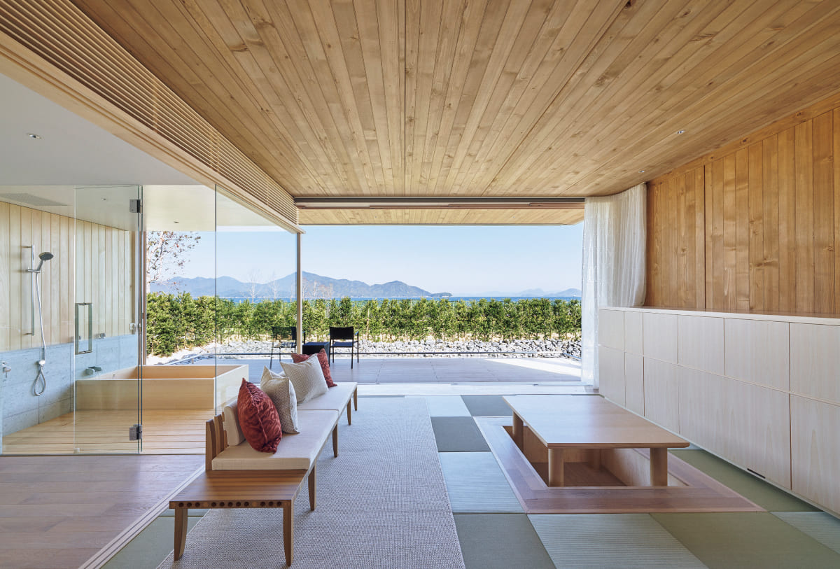 〈Simose Art Garden Villa〉「水辺のヴィラ