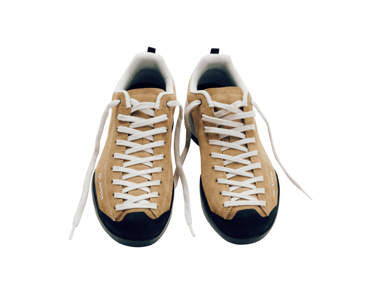 〈SCARPA〉のアプローチシューズ
