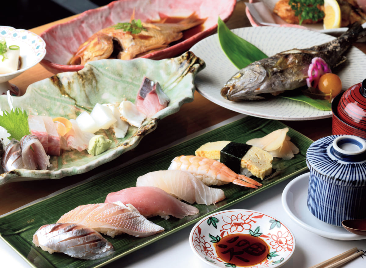 和食店〈海宮—WADATSUMI—〉の様子