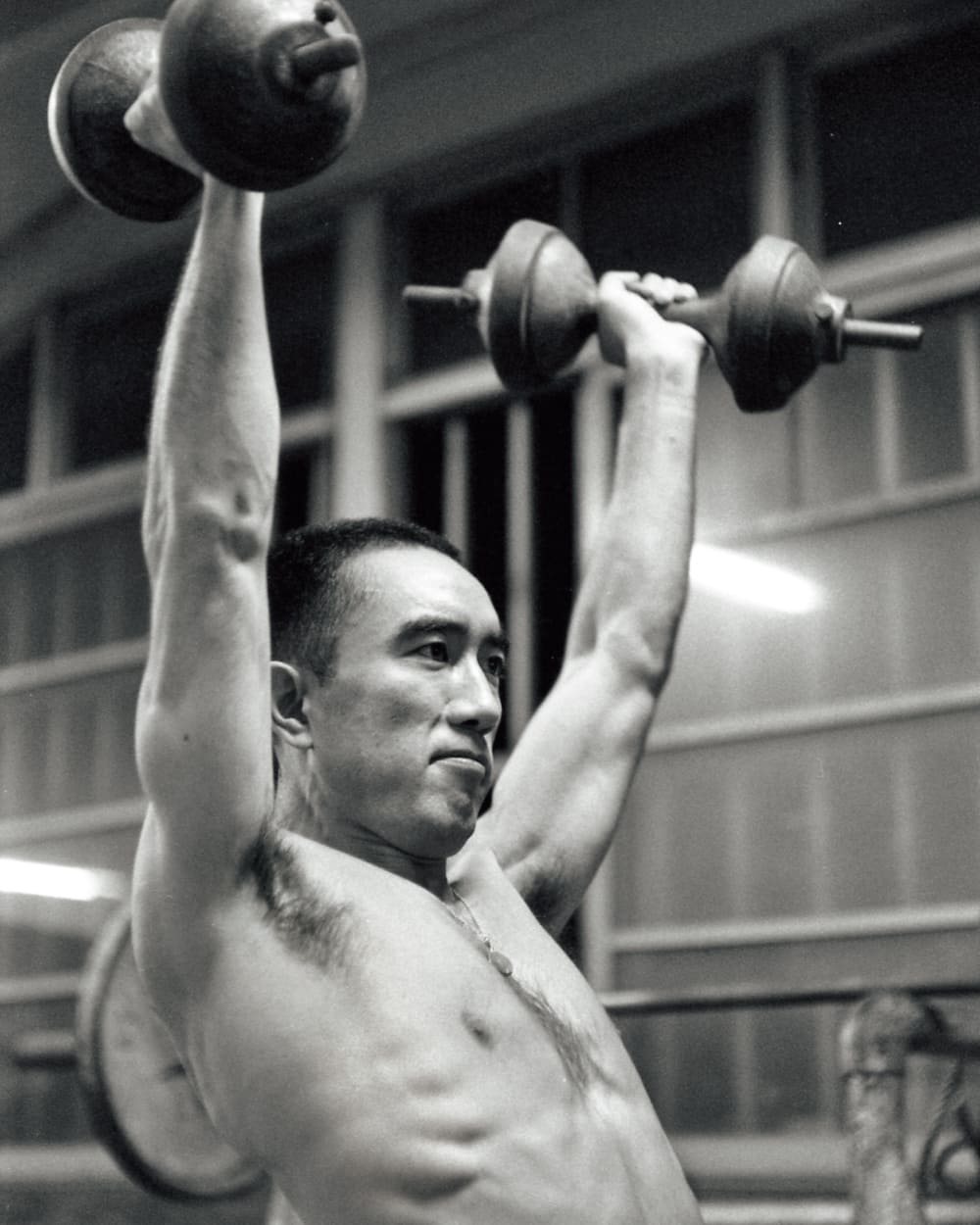 小説家・三島由紀夫はなぜ、30歳からカラダを鍛えたのか？