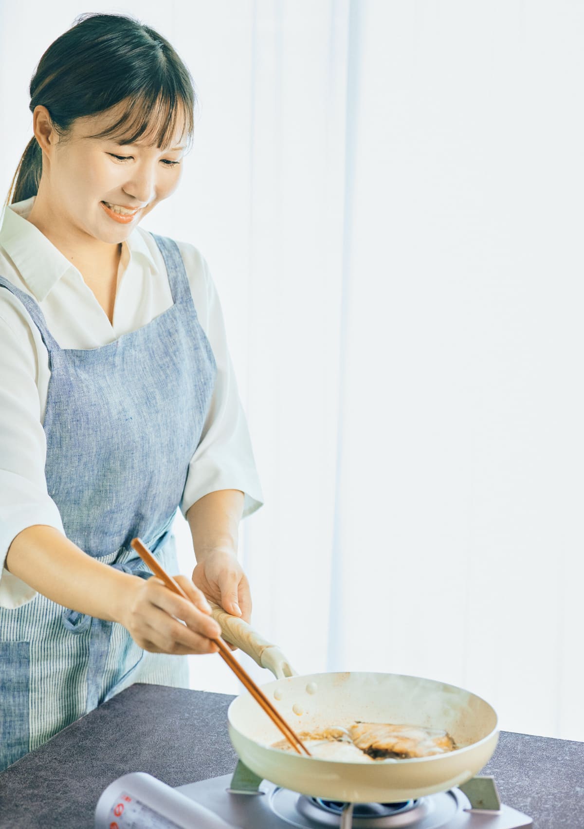ハンバーグを焼いている様子