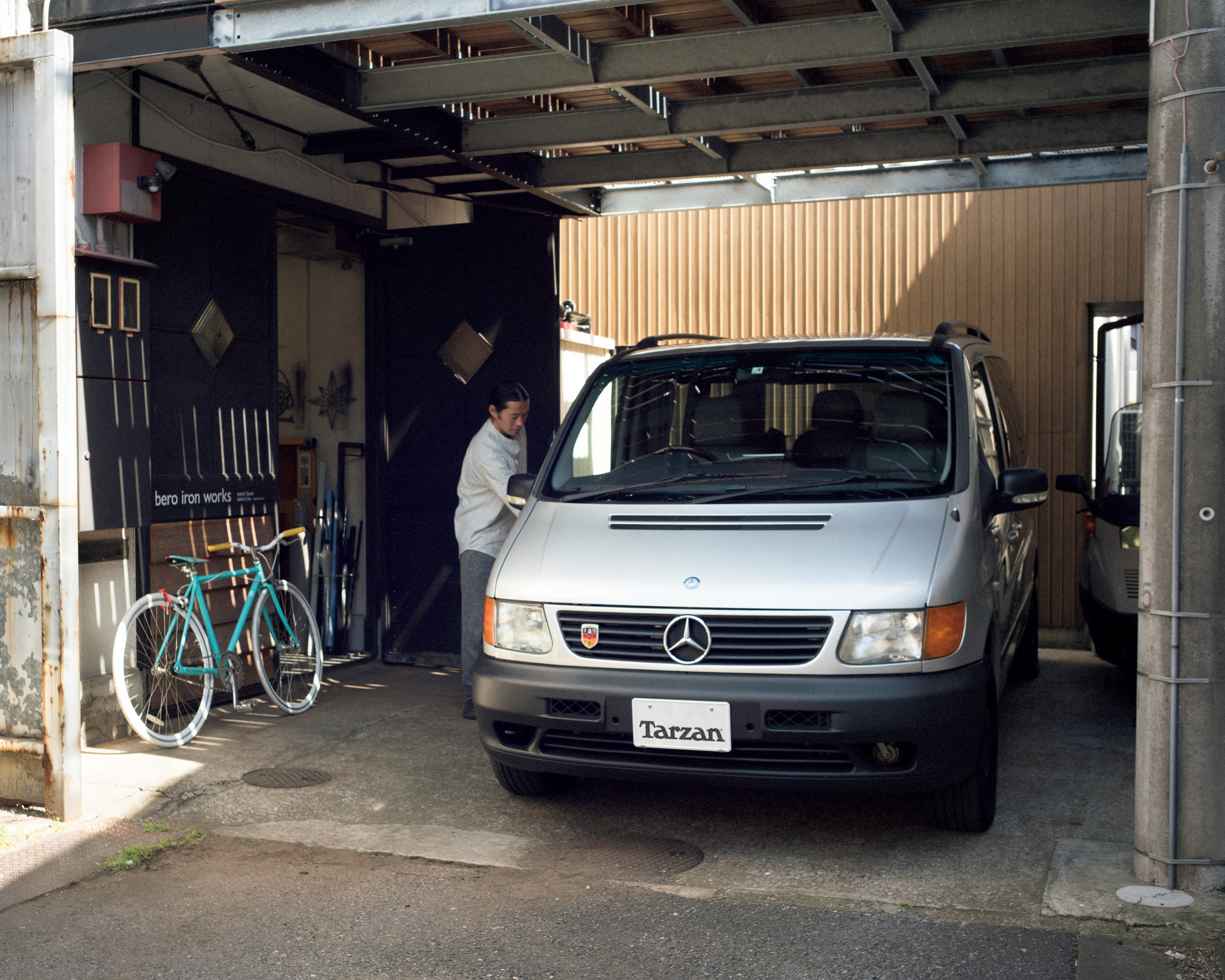 《MERCEDES-BENZ V230》｜クルマと好日