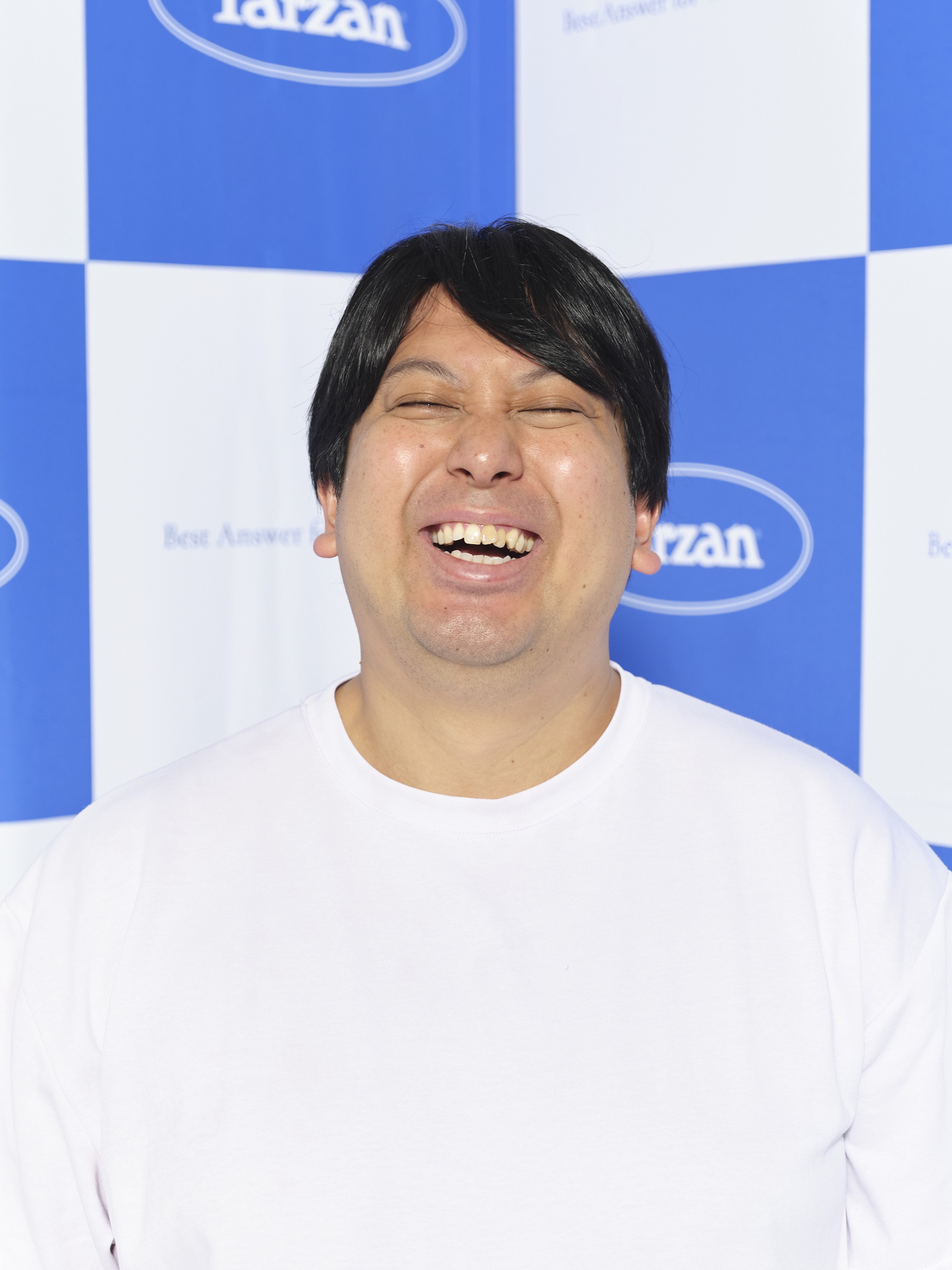 「将来は最強の男になって、世直ししていきたい」笑いとウェルビーイング。レインボー・ジャンボたかお（前編）